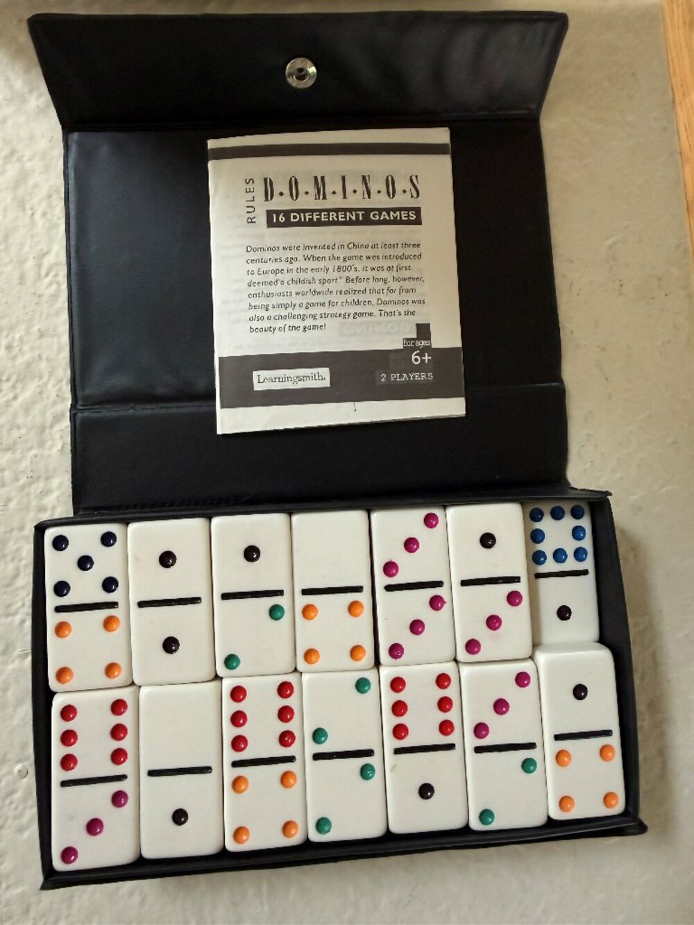 Vintage Dominoes by Cardinal - Six Set Black Vinyl Case